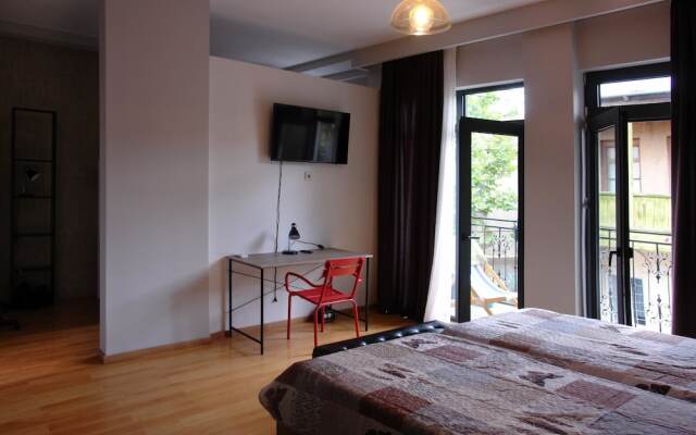 G-Old Town Hotel