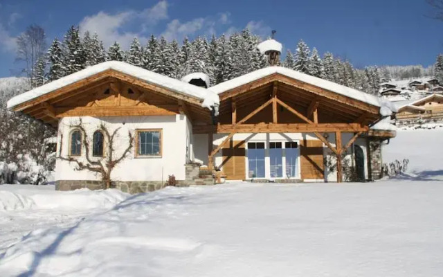 Villa Iris