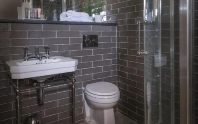 Harper's Steakhouse with Rooms, Haslemere