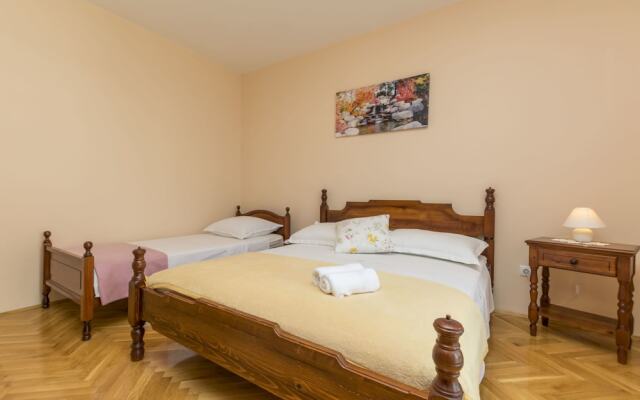 Apartments and Room Alen