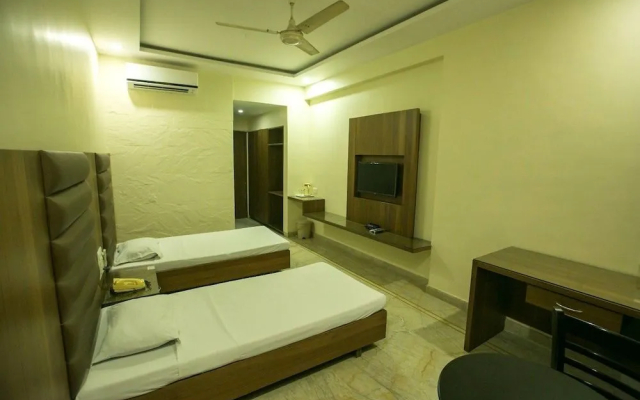 Hotel Surya