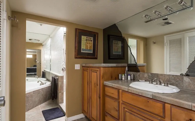 Vista Del Sol 2 BR by Casago