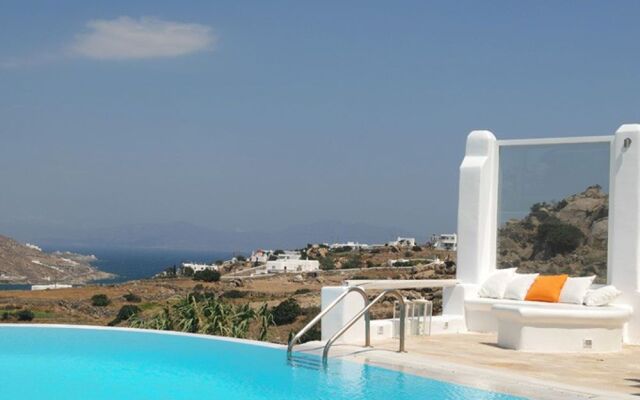 Medluxe Villas Ornos