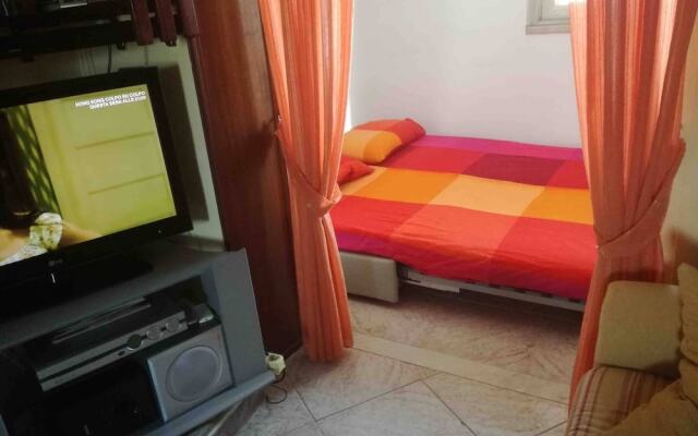 Rilassante E Indipendente- La Rondinella -detacha