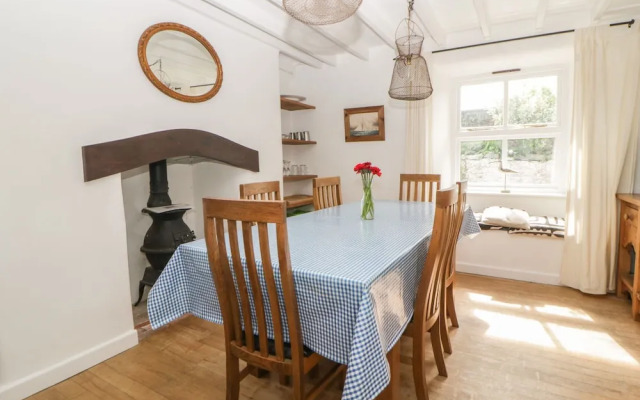 Oak Cottage