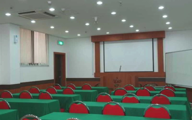 Eulwang Tourist Hotel