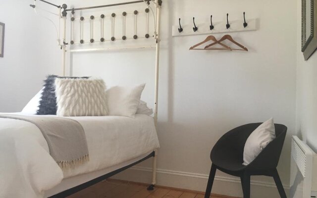 Ravenswood Homestead