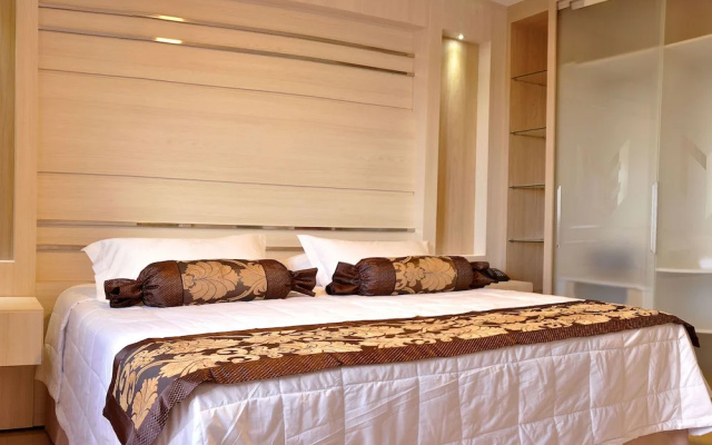 Megal Suites Hotel