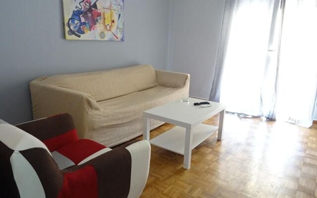 Nice flat near metro Syngrou Fix