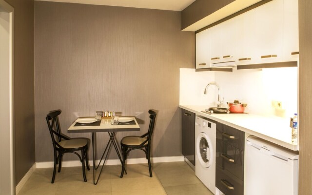 Elm Suite Hotel