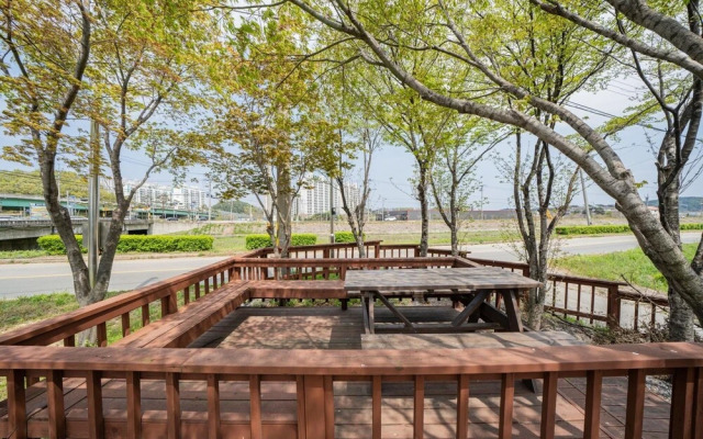 Yangyang Yuchaekkotyanggicheoreom