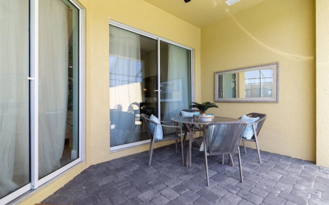 5BR Town Home in Festival