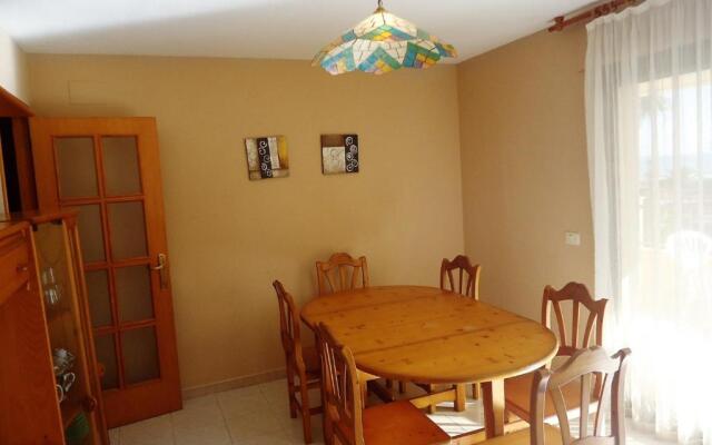 Apartamentos Alboran 4/6 Lek