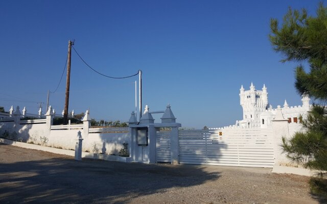 Snow White Castle Studios