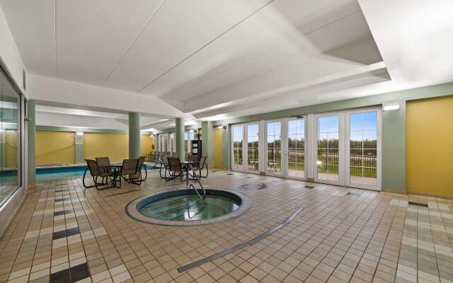 Best Western Plus Orangeville Inn & Suites