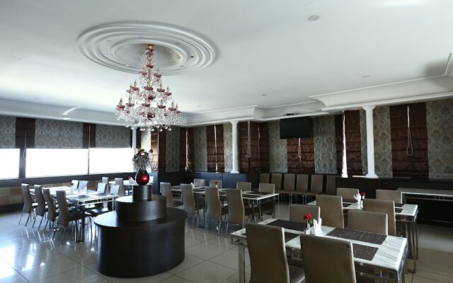 1589 Generation X Hotel