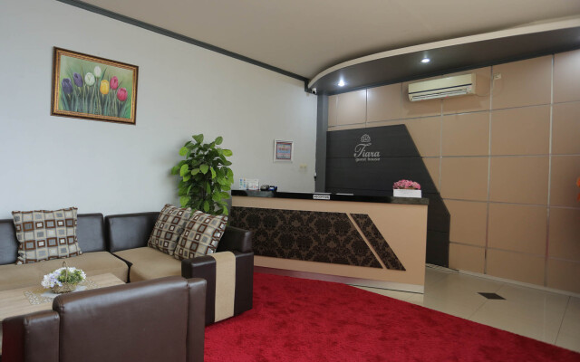 OYO 1864 Tiara Guest House
