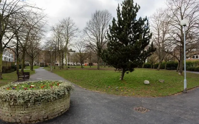 Veeve  Flat Lots Road Chelsea