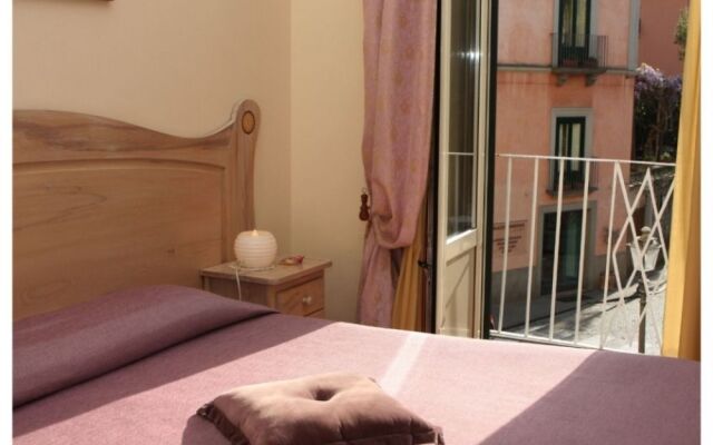 B&bé Hotel