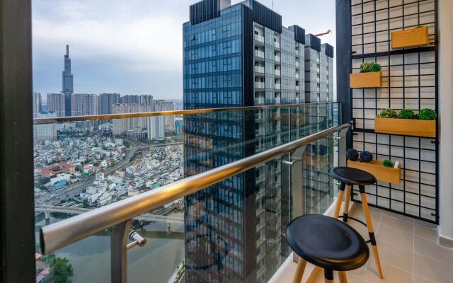 Nomad Homes Vinhomes Golden River