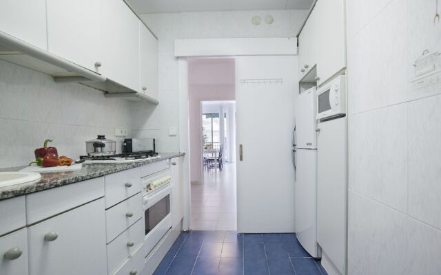 BBarcelona Sant Jordi Flat