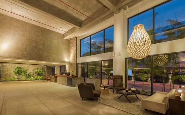 Jinhold Hotel & Serviced Apartment
