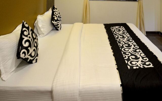 OYO 5777 The President Hotel