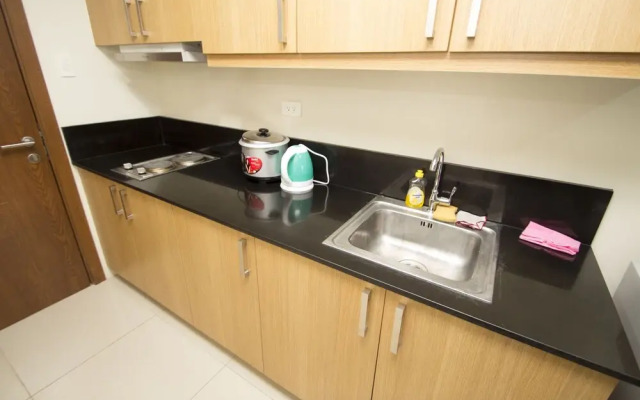 Withus Condotel at Shell Residences