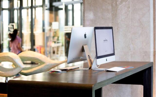 Novotel Kolkata Hotel & Residences Hotel