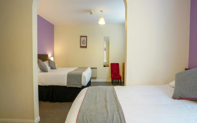 OYO Shanklin Beach Hotel