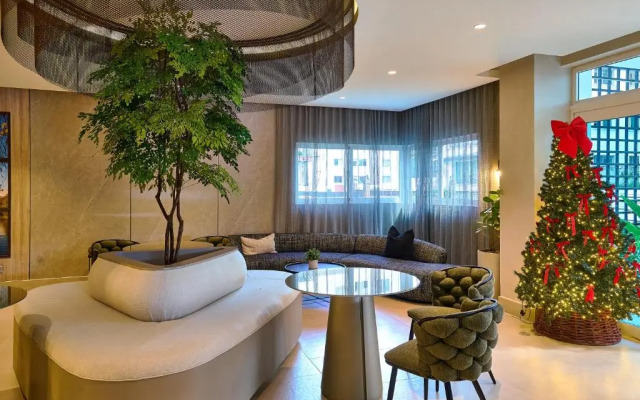Central Park Tower