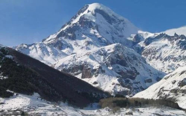 V&M Kazbegi Guesthouse