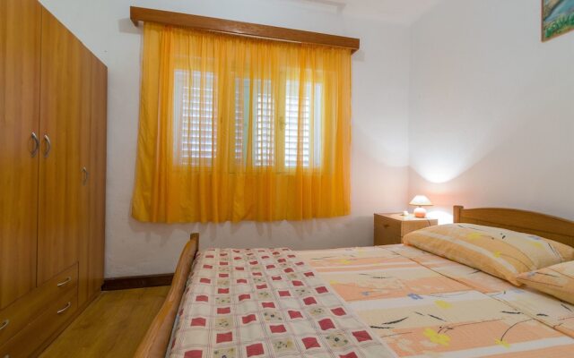Apartment Petar