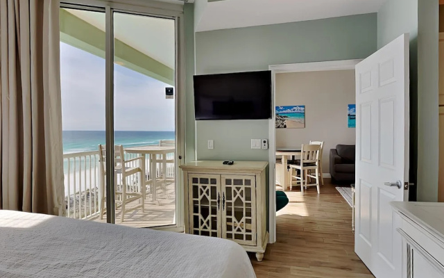 Water's Edge by Southern Vacation Rentals