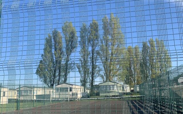 Poker Dot Getaway 2 - Stay-play-getaway