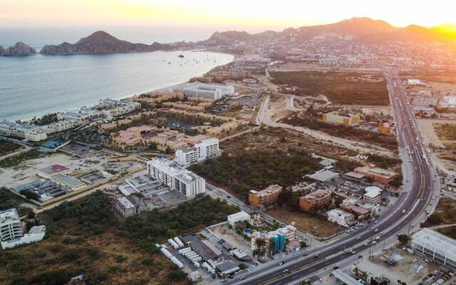 Great location 2BD 2BTH Walking distance to Medano