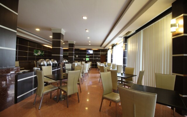 Airy Syariah Kendari Barat Edy Sabara 1A