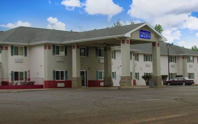 AmeriVu Inn & Suites - Cumberland