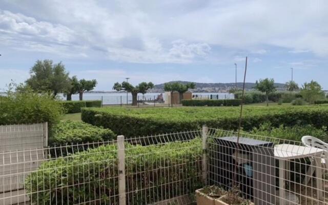 Appartement Balaruc-les-Bains, 1 pièce, 3 personnes - FR-1-503-40