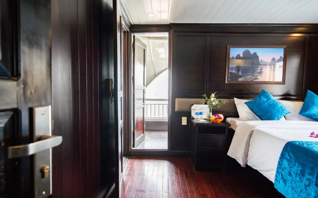 Swan Cruises Halong
