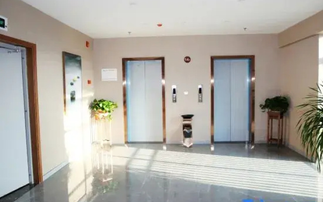 Longting Hotel