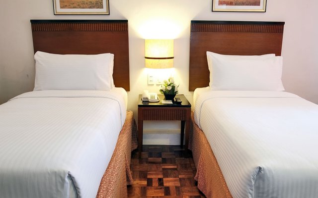 Fersal Hotel Neptune Makati