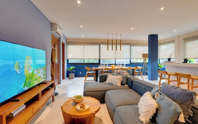 Stylish Canggu Apartment near Berawa Beach