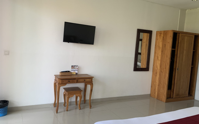 Grandpa Guest House By Zuzu