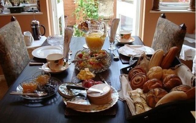 The Ville's Bed & Breakfast