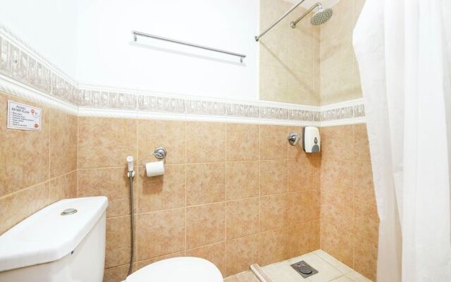 OYO 43963 T-Signature Hotel