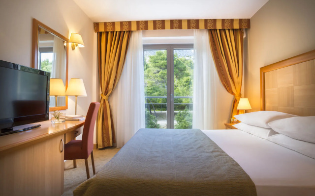 Aminess Vival Grand Azur Hotel