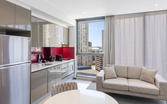 Meriton Suites Campbell Street, Sydney