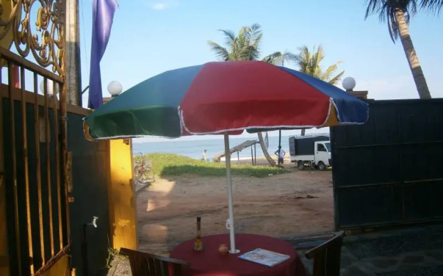 Winston Beach Guest House