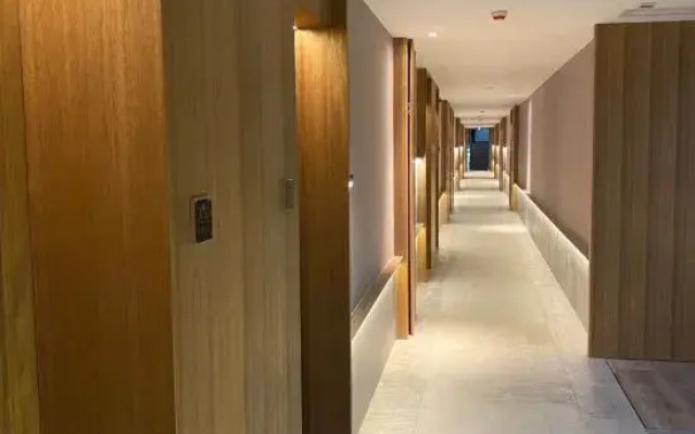 Qi Ming Xing Hot Spring Hotel